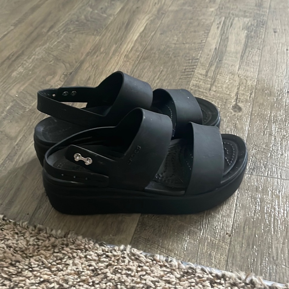 Croc platform sandals